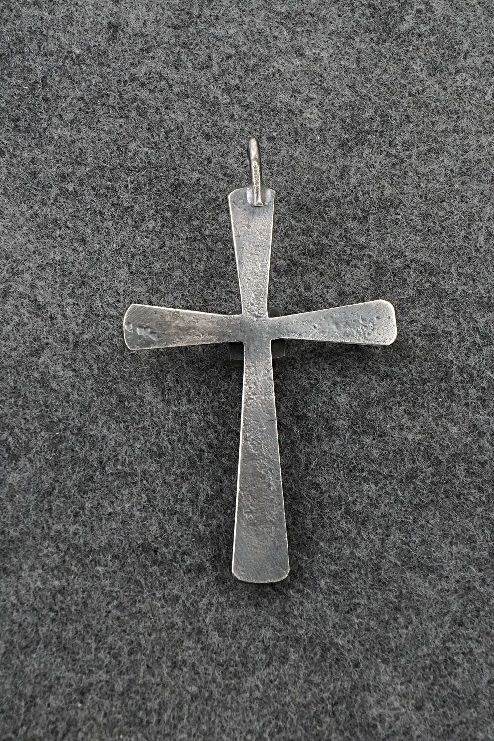 Turquoise & Sterling Silver Pendant - Raymond Betsoi
