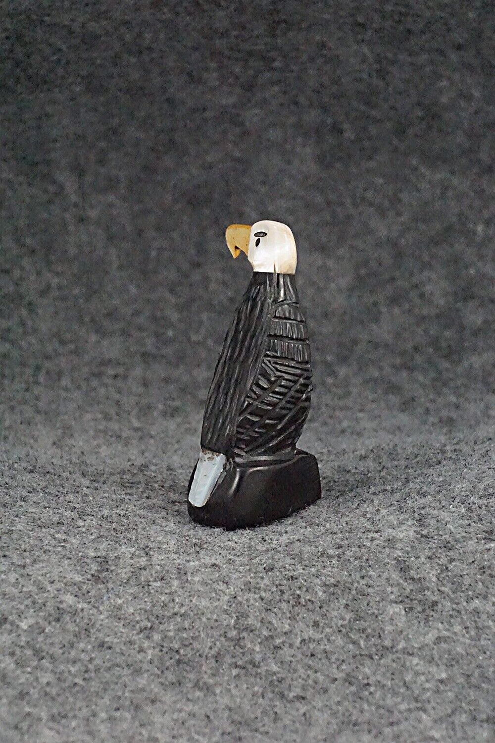 Eagle Zuni Fetish Carving - Darrin Boone