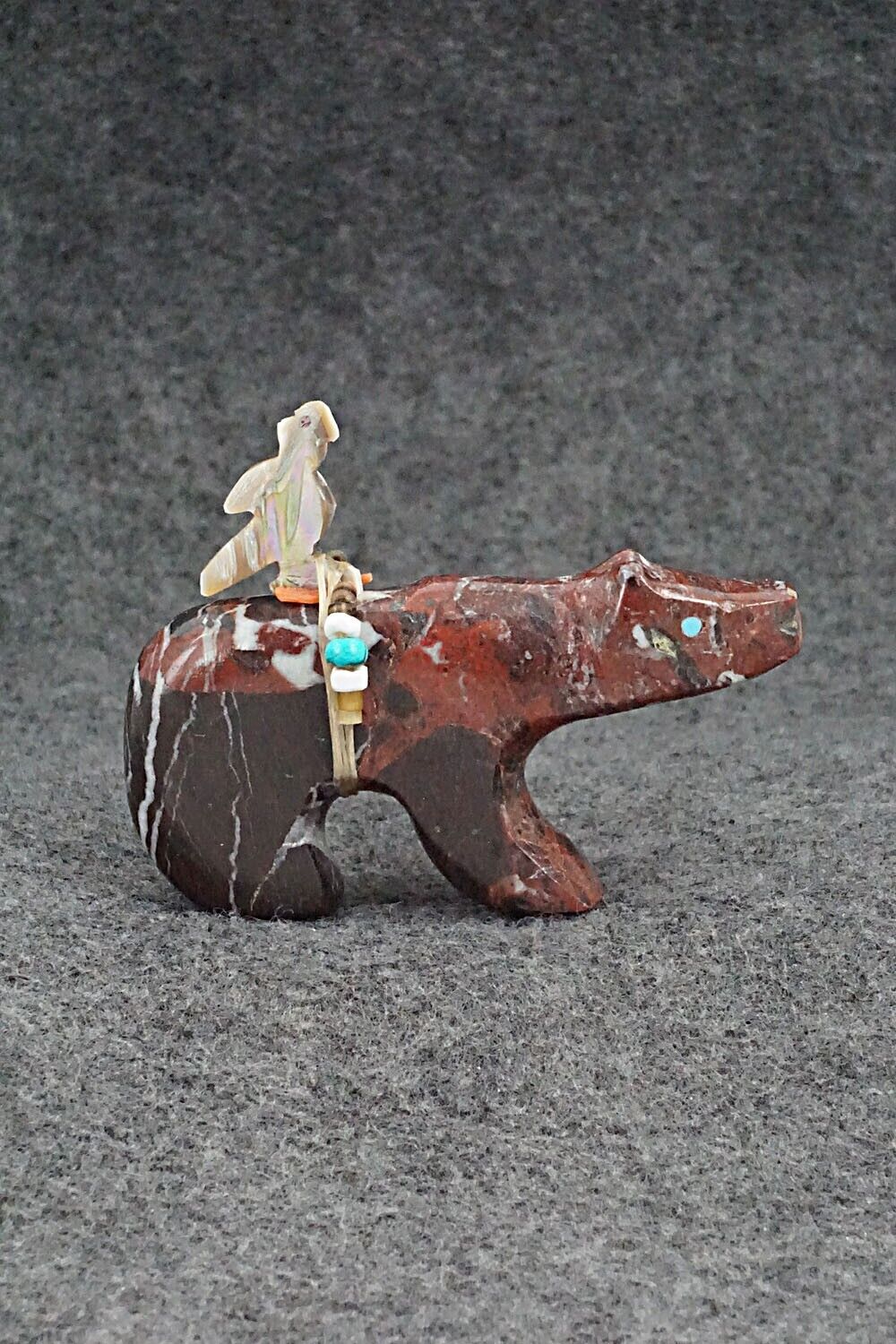 Bear w/Bird Zuni Fetish Carving - Fernando Laiwakete