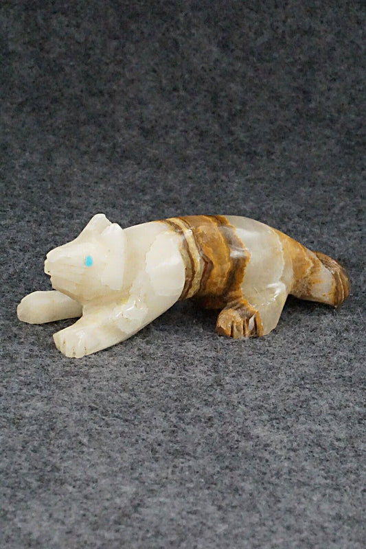 Mountain Lion Zuni Fetish Carving - Cody Cheama