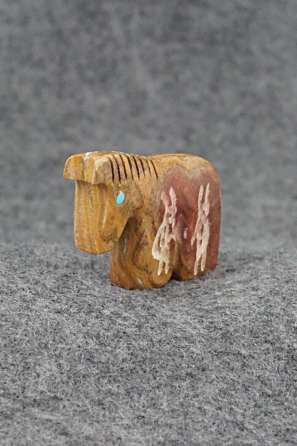 Horse Zuni Fetish Carving - Tyrone Poncho