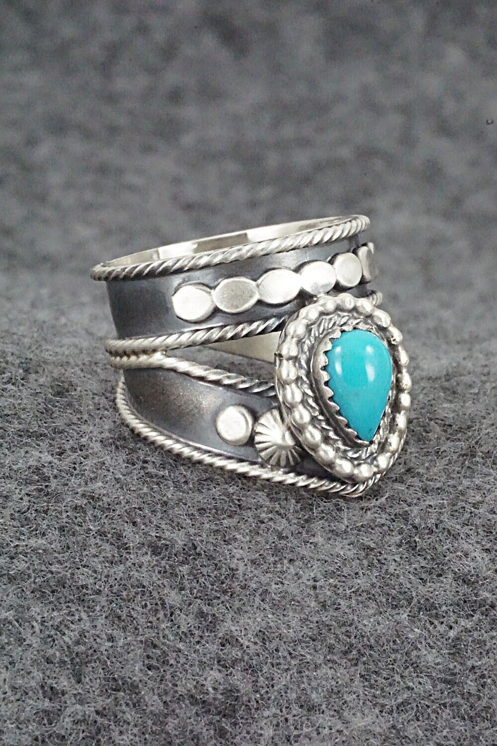 Turquoise & Sterling Silver Ring - Tom Lewis - Size 10