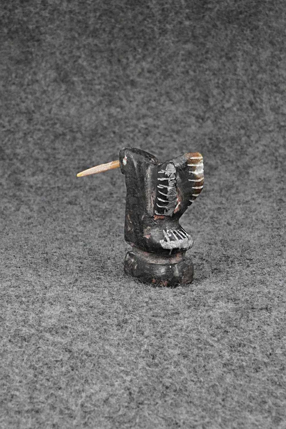 Hummingbird Zuni Fetish Carving - Justin Red Elk