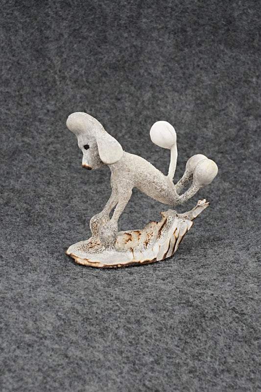 Dog Zuni Fetish Carving - Ruben Najera