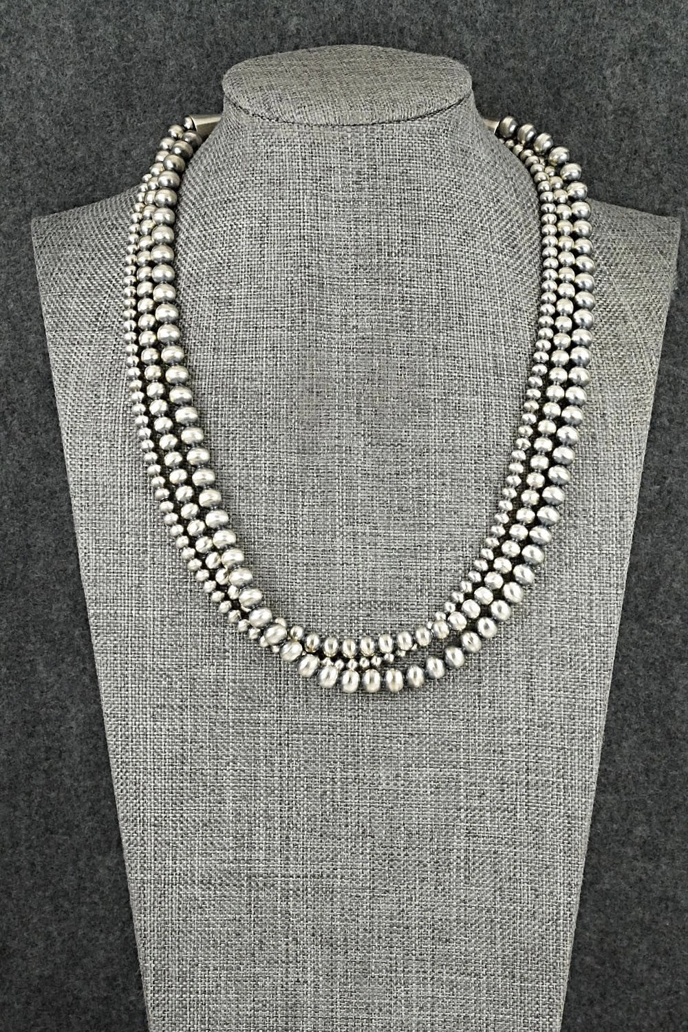 Sterling Silver Navajo Pearl Necklace 18" - Bryannen Halwood