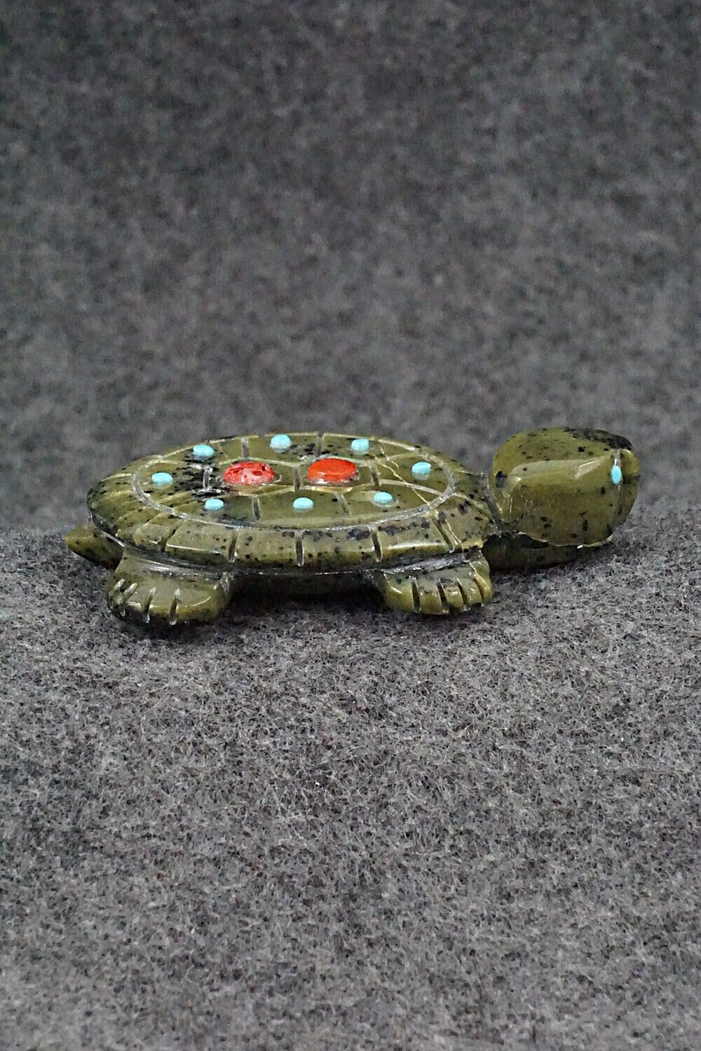 Turtle Zuni Fetish Carving - Reynold Lunasee