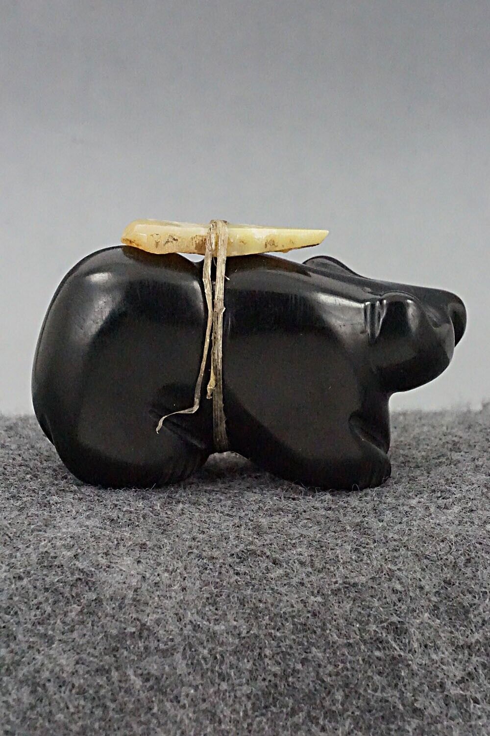 Bear Zuni Fetish Carving - Justin Red Elk
