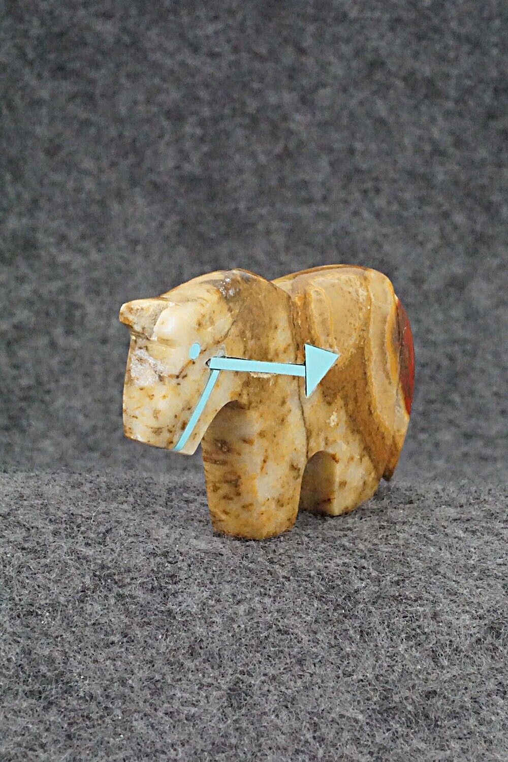 Horse Zuni Fetish Carving - Bernard Laiwakete