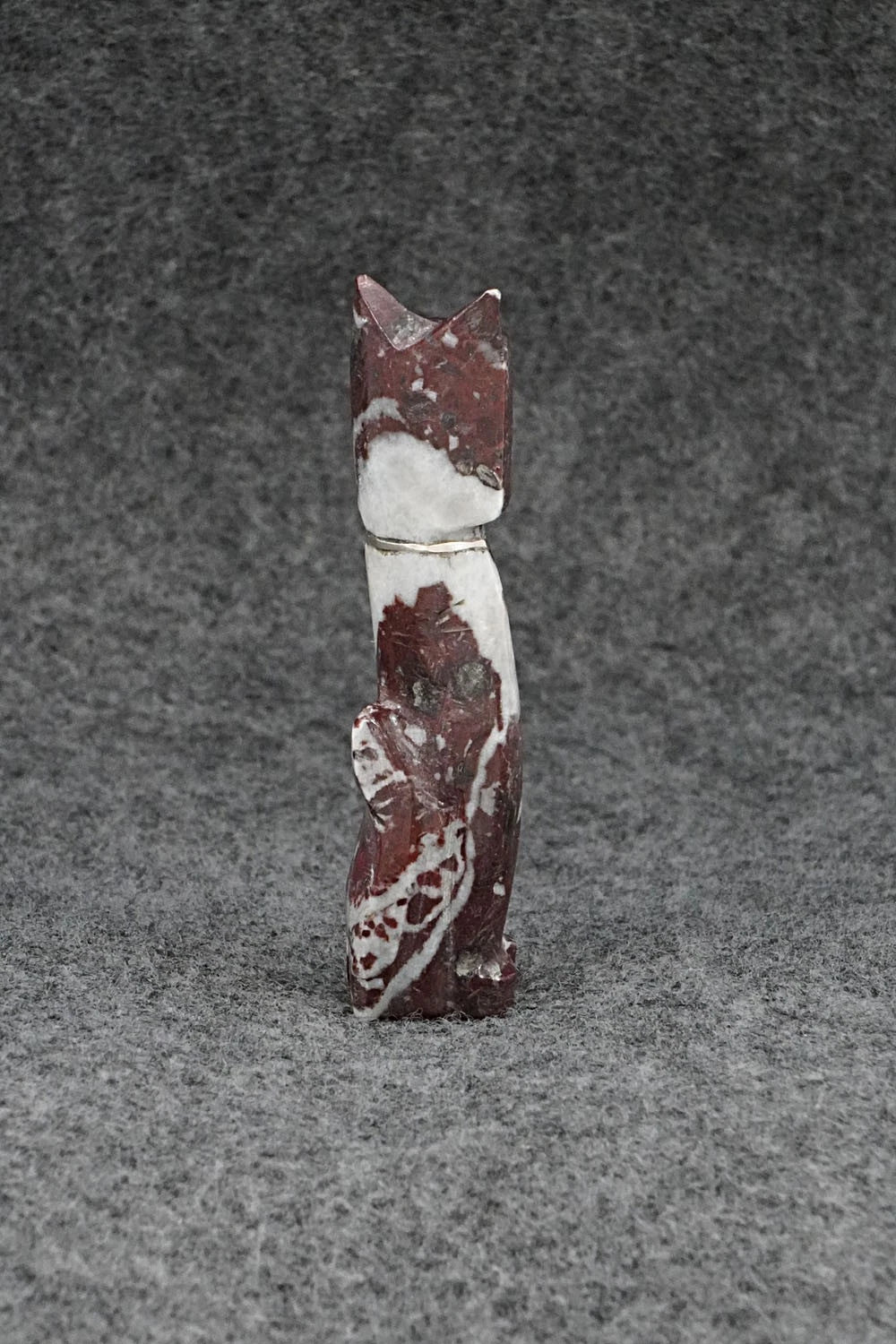 Cat Zuni Fetish Carving - Kenny Chavez