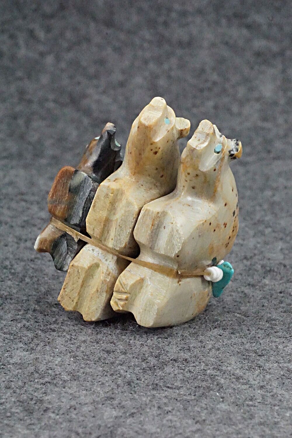 Bear Family Zuni Fetish Carving - Tim Lementino