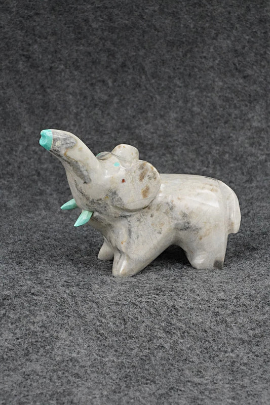 Elephant Zuni Fetish Carving - Enrike Leekya
