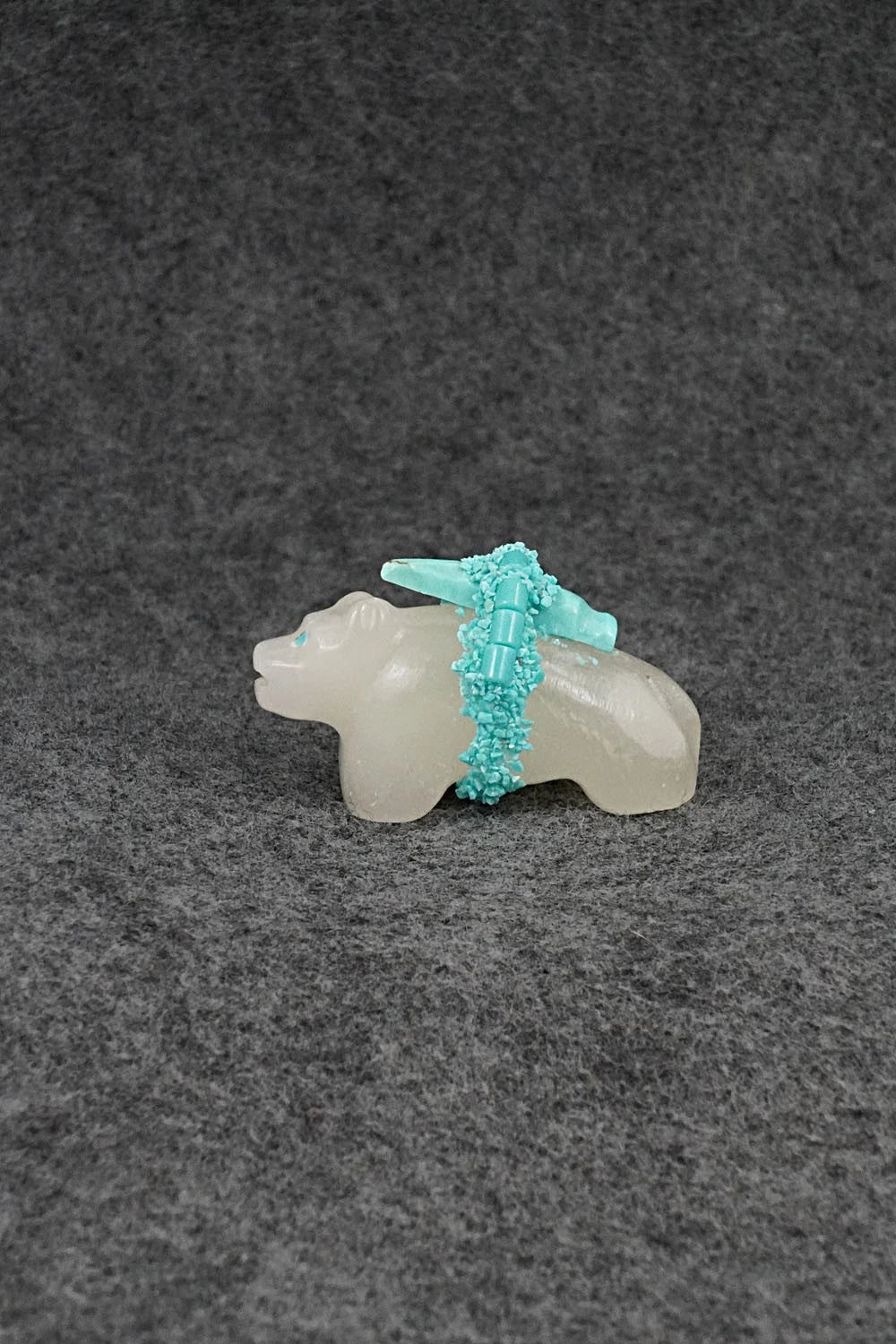 Bear Zuni Fetish Carving - Marveletta Phillips
