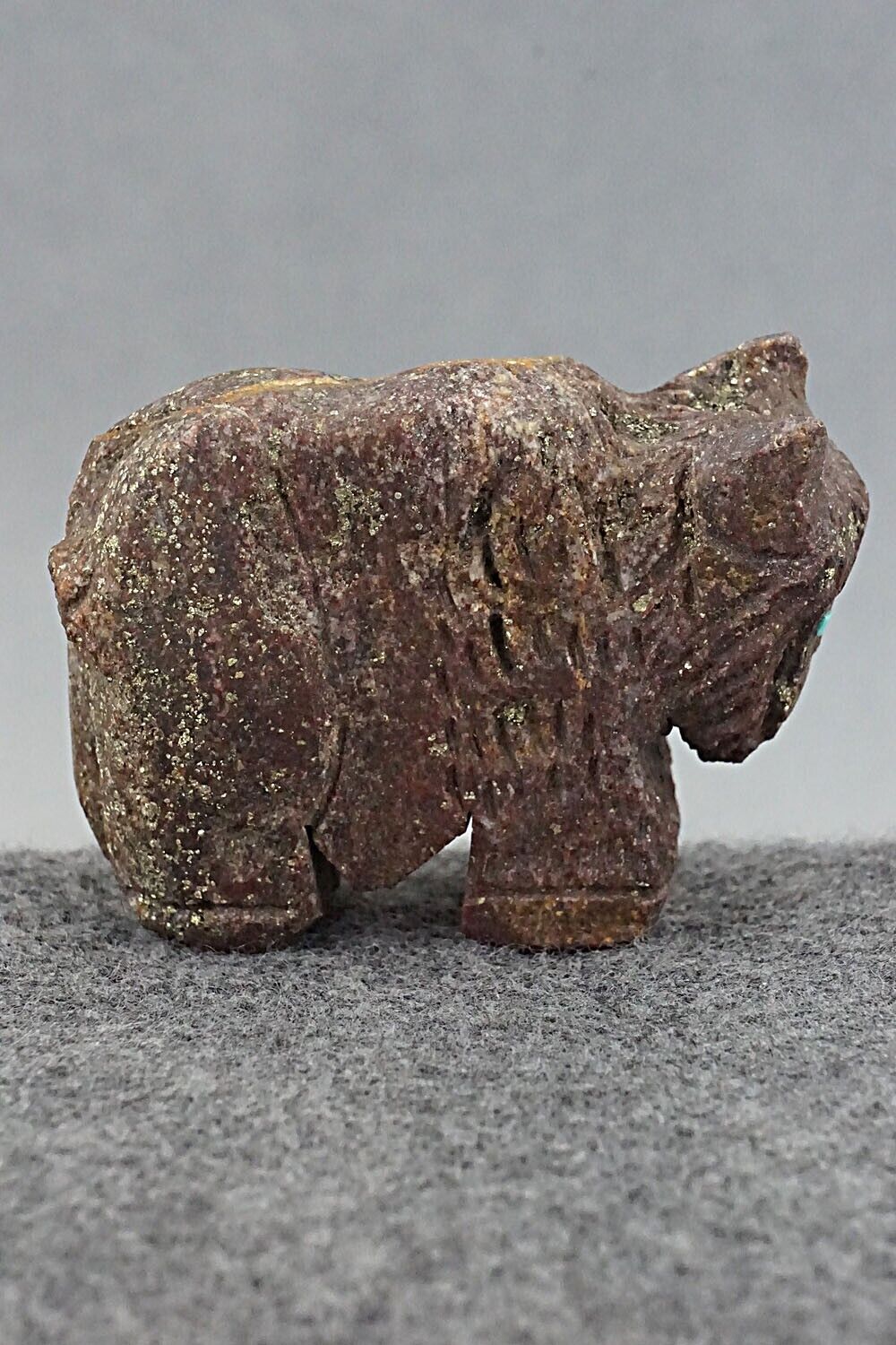 Buffalo Zuni Fetish Carving - Jon Quam