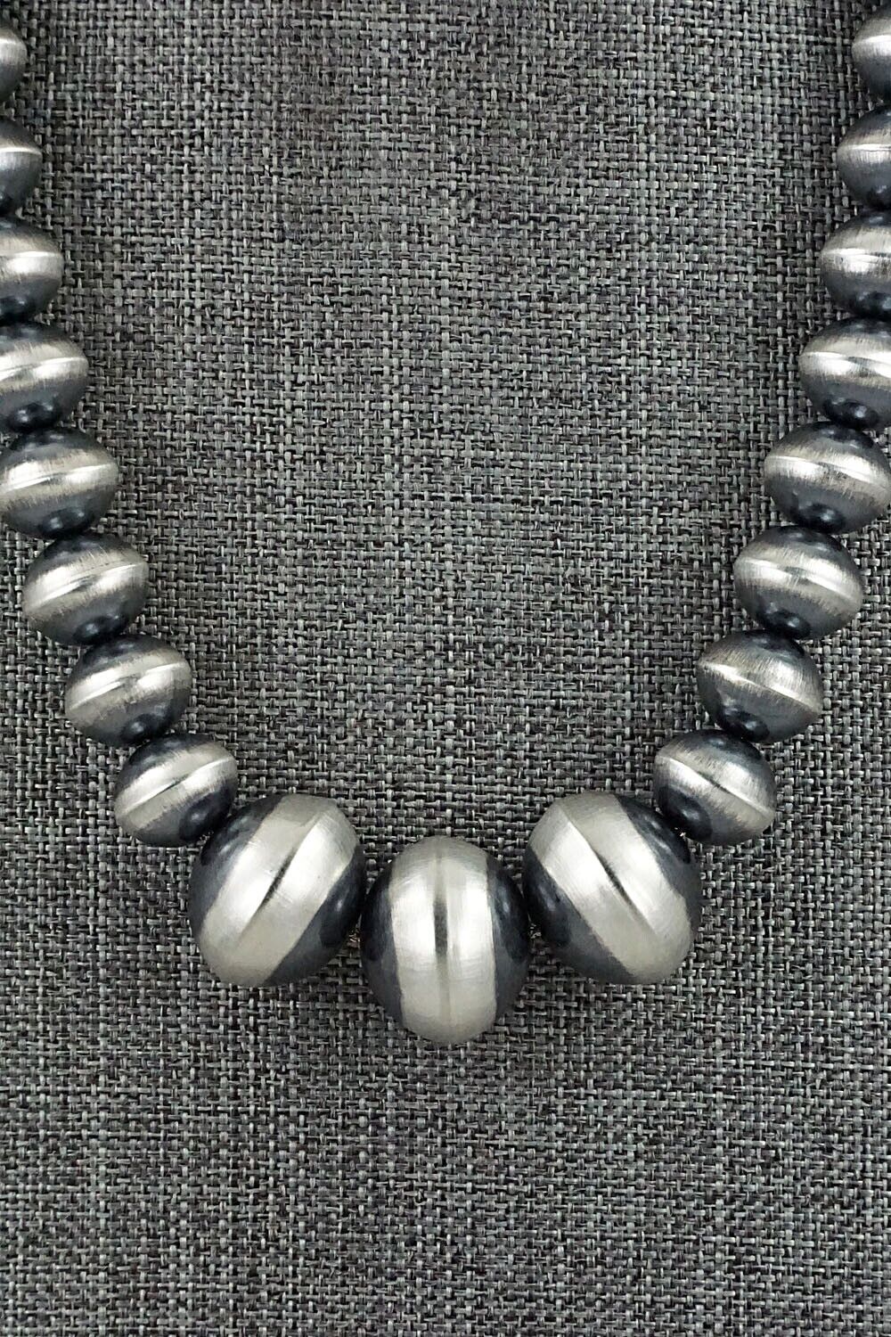 Sterling Silver Navajo Pearl Necklace 18" - Tonisha Haley