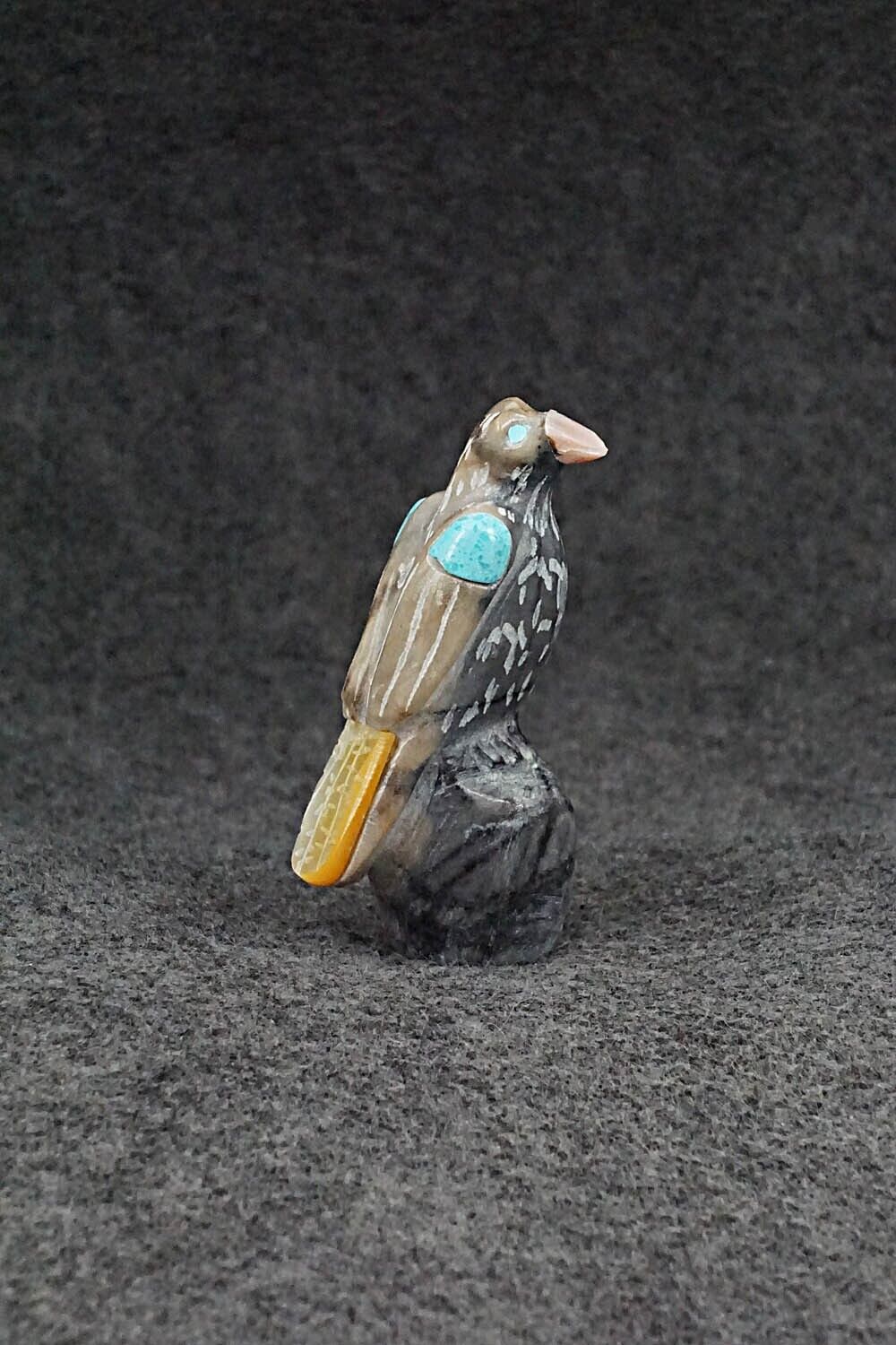 Eagle Zuni Fetish Carving - Freddie Leekya