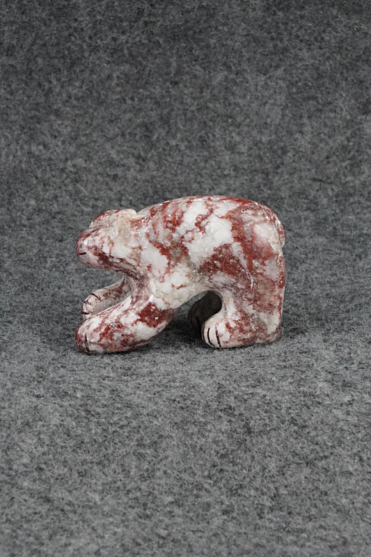 Bear Zuni Fetish Carving - Rick Kallestewa