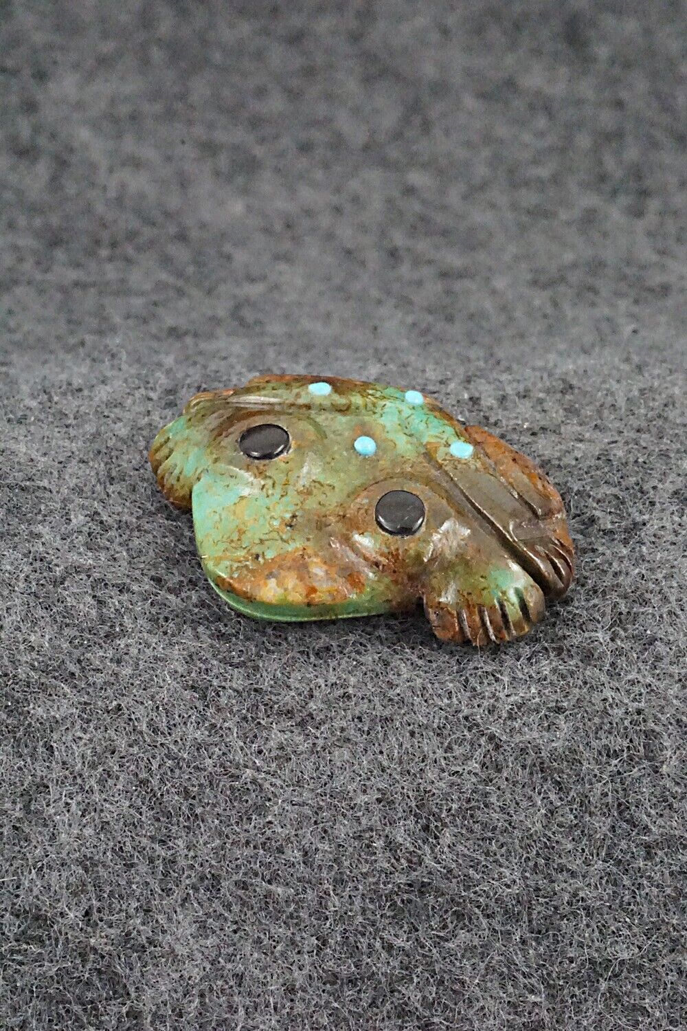 Frog Zuni Fetish Carving - Reynold Lunasee