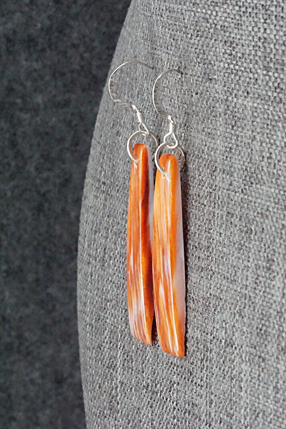 Spiny Oyster & Sterling Silver Earrings - Jesus Espino