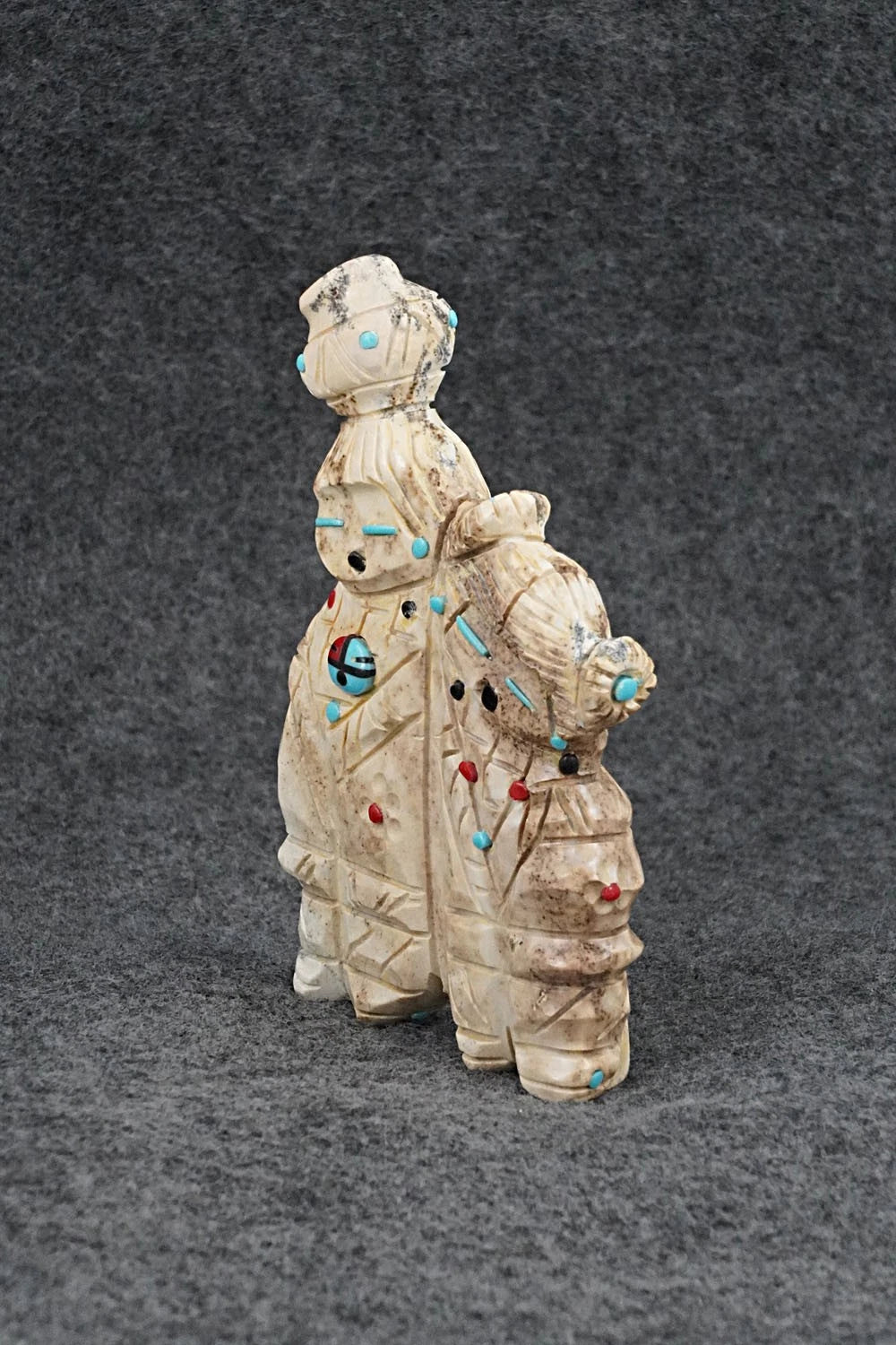 Ola Maiden Zuni Fetish Carving - Danette Laate