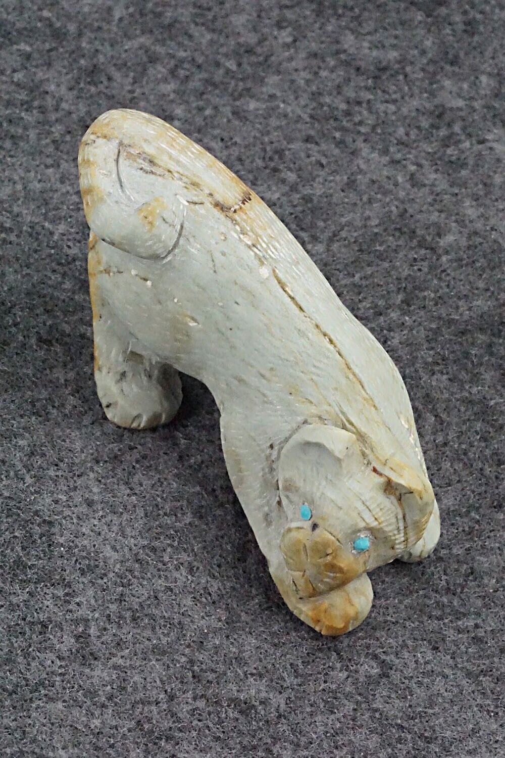 Bobcat Zuni Fetish Carving - Wilfred Cheama