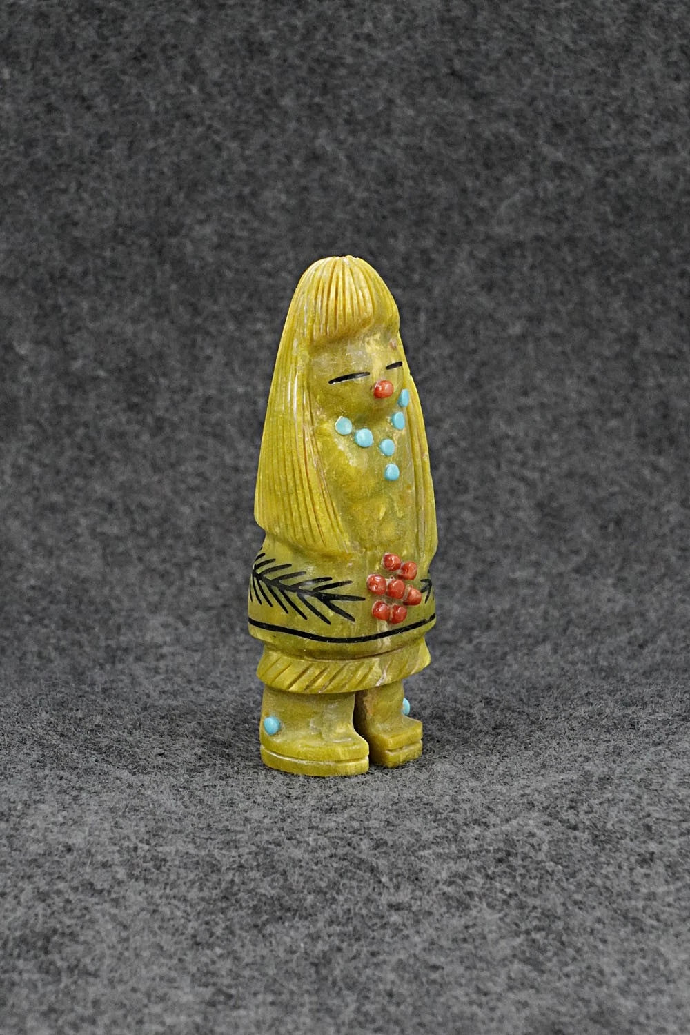 Corn Maiden Zuni Fetish Carving - Claudia Peina
