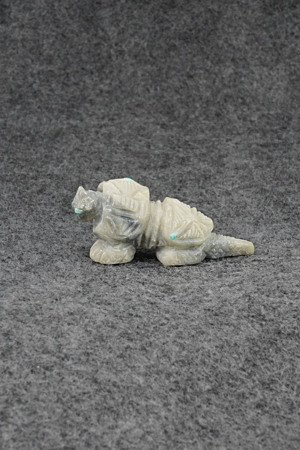 Armadillo Zuni Fetish Carving - Herbert Hustito