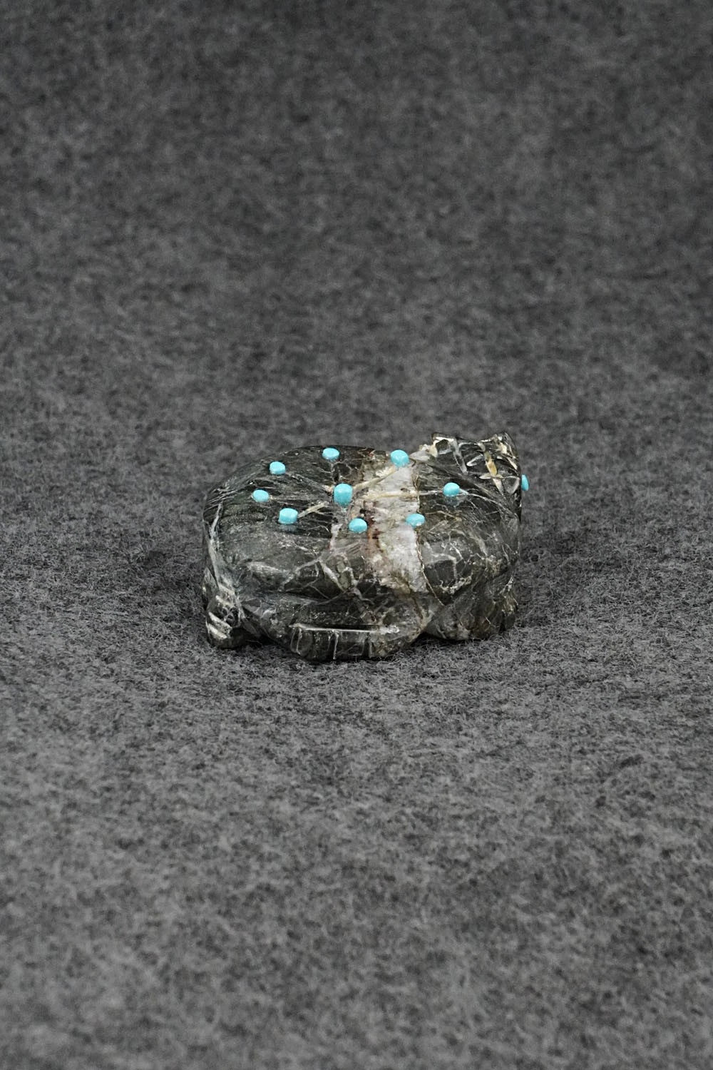 Turtle Zuni Fetish Carving - Alexander Chavez