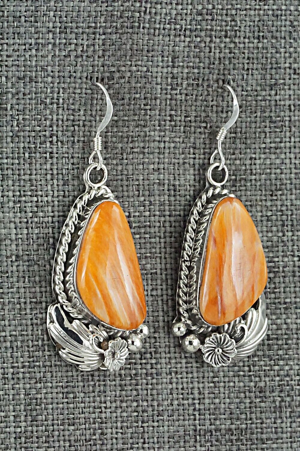 Spiny Oyster & Sterling Silver Earrings - Fannie Platero