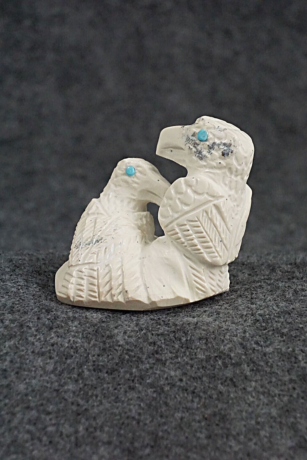 Eagles Zuni Fetish Carving - Carlton Kaamasee