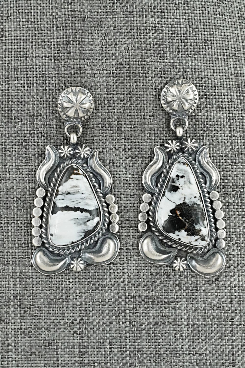 White Buffalo & Sterling Silver Squash Blossom Set - Raymond Delgarito