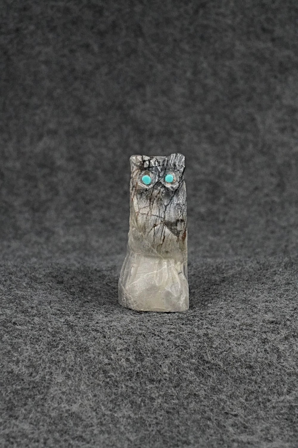 Owl Zuni Fetish Carving - Derrick Kammasee