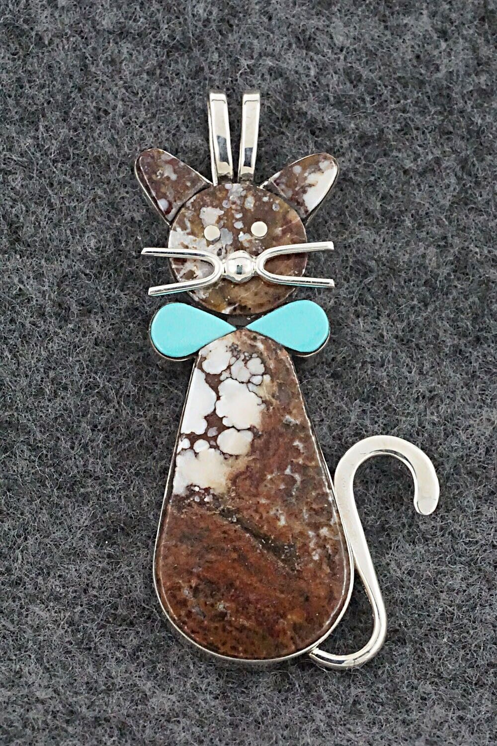 Wild Horse, Turquoise & Sterling Silver Pendant - Leavus Ahiyite