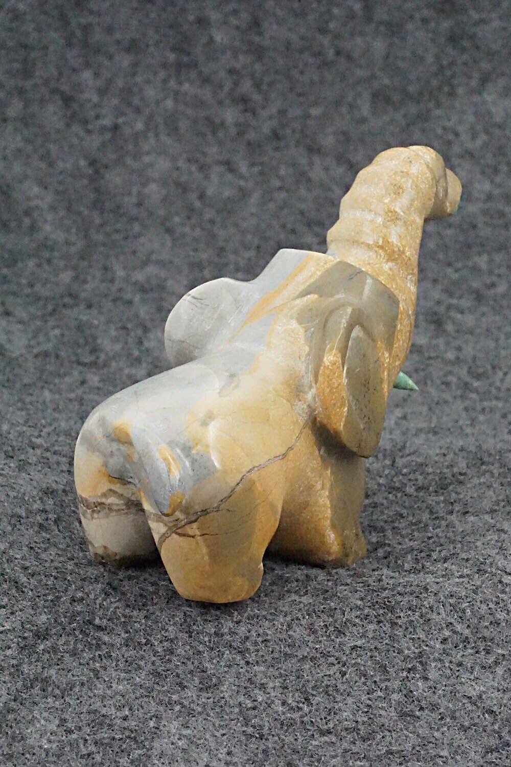 Elephant Zuni Fetish Carving - Enrike Leekya