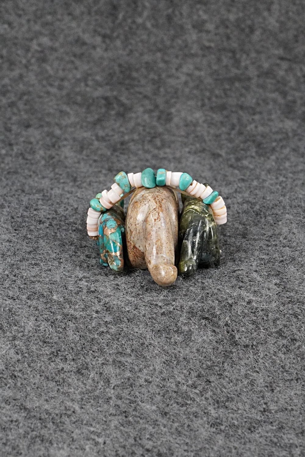 Mountain Lion Zuni Fetish Carving - Daisy Rose Leonard