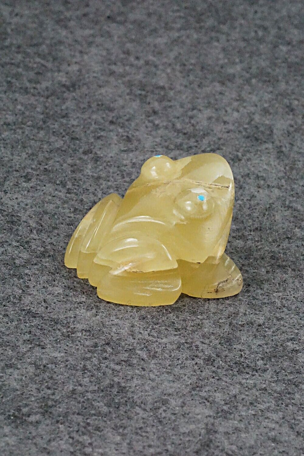 Frog Zuni Fetish Carving - Rosella Soseeah