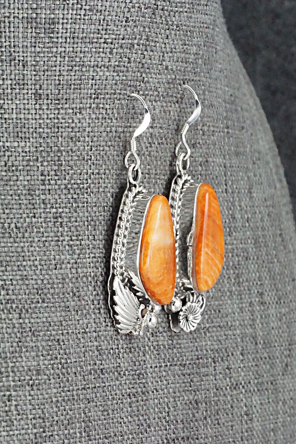 Spiny Oyster & Sterling Silver Earrings - Fannie Platero