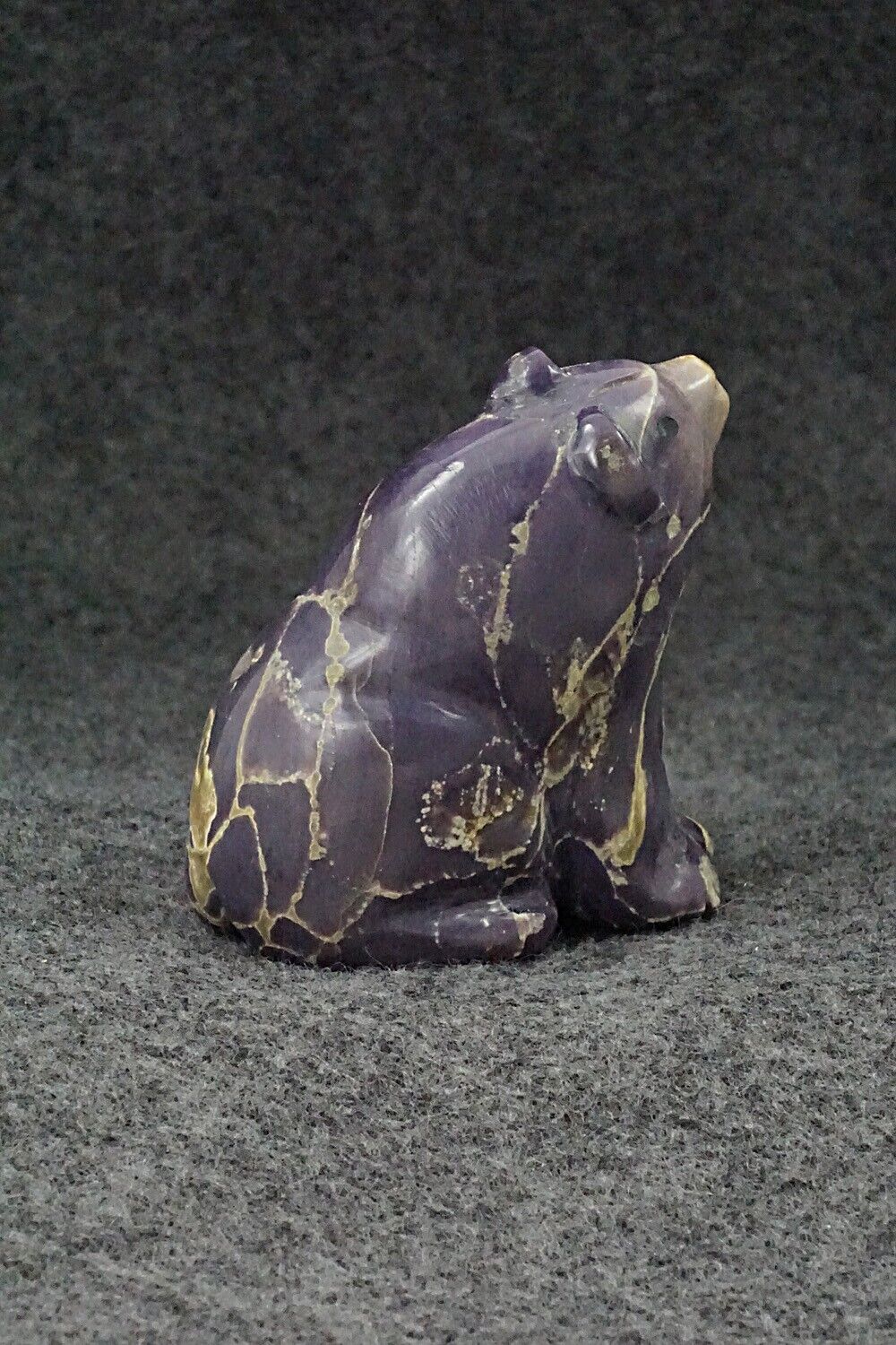 Bear Zuni Fetish Carving - Roy Davis