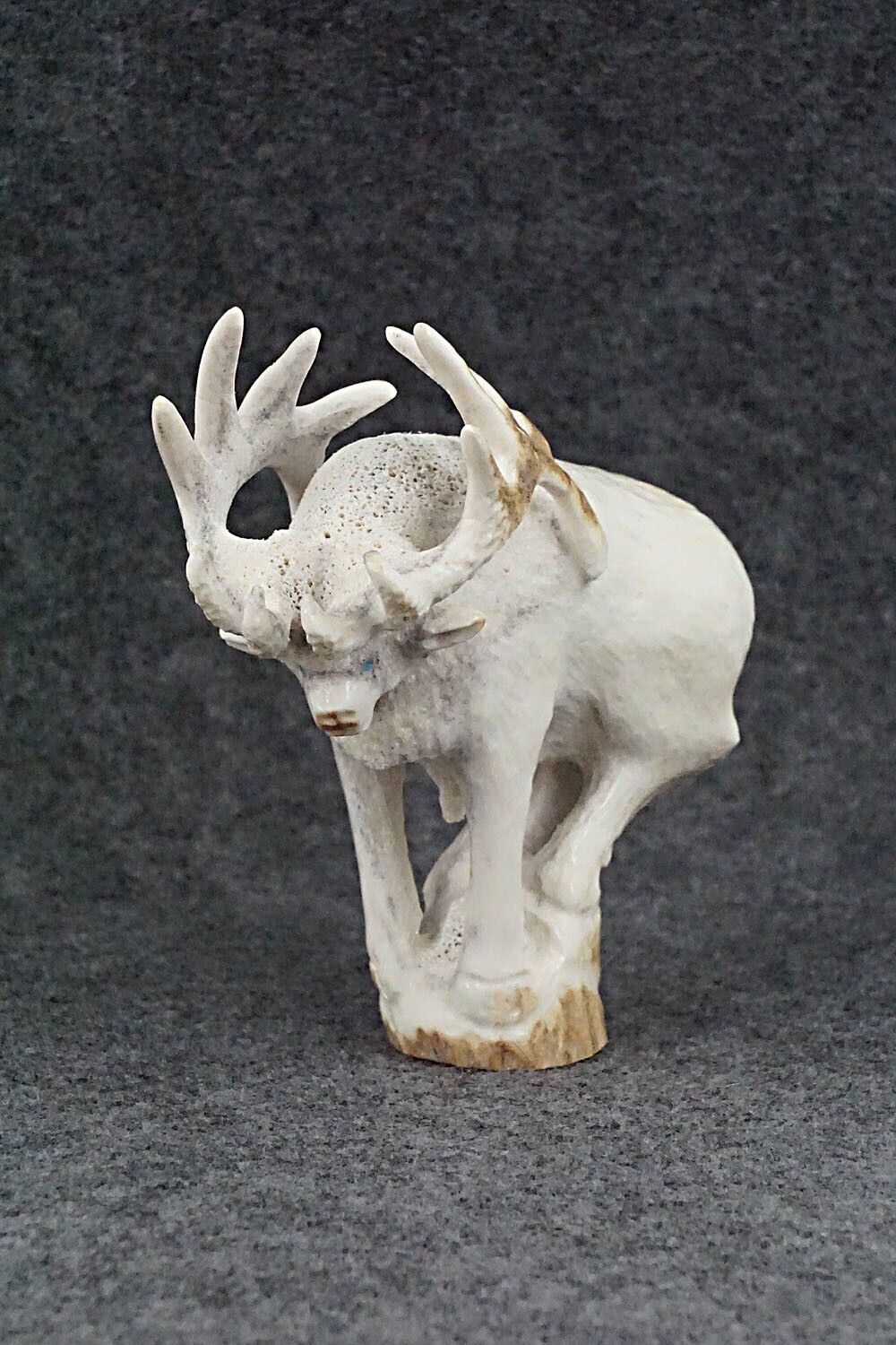 Elk Zuni Fetish Carving - Maxx Laate