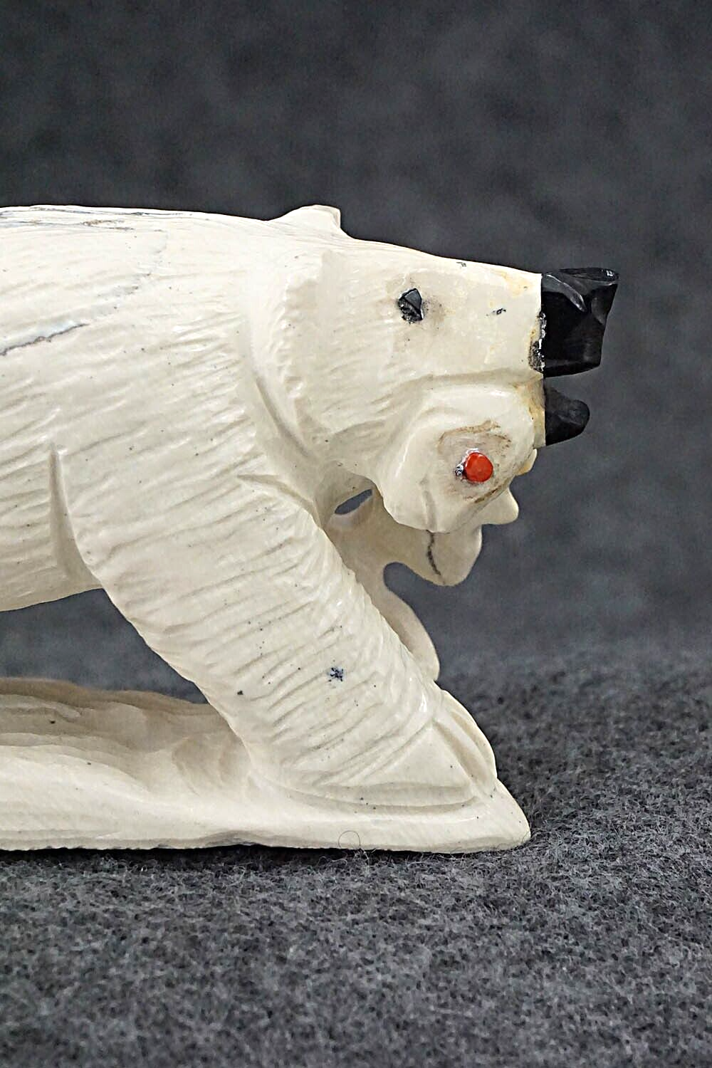 Bear with Fish Zuni Fetish Carving - Derrick Kaamasee