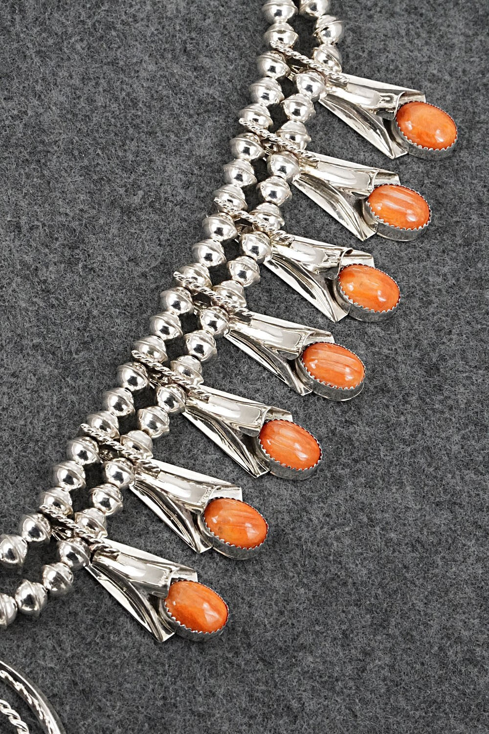 Spiny Oyster & Sterling Silver Squash Blossom Set - Louise Yazzie