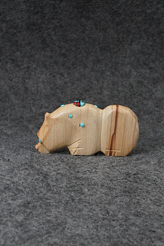 Bear Zuni Fetish Carving - Danette Laate