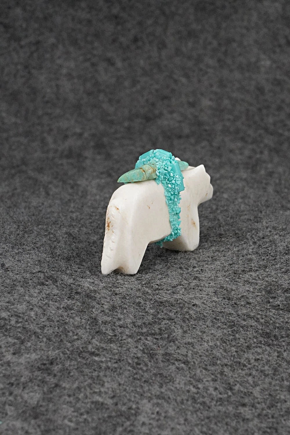 Wolf Zuni Fetish Carving - Marveletta Phillips