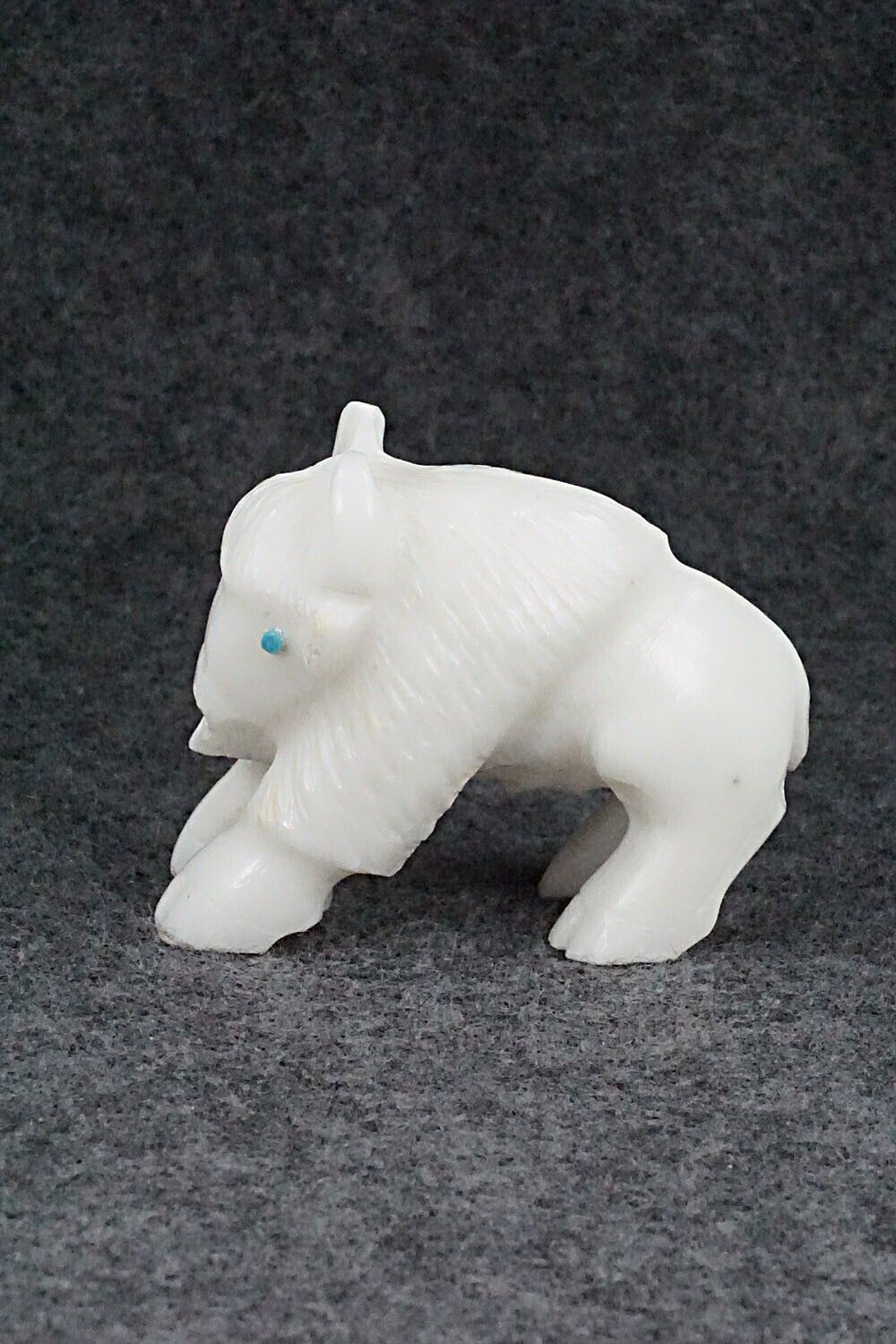 Buffalo Zuni Fetish - Derrick Kaamasee