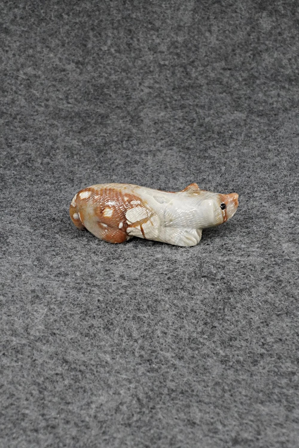Badger Zuni Fetish Carving - Randy Lucio