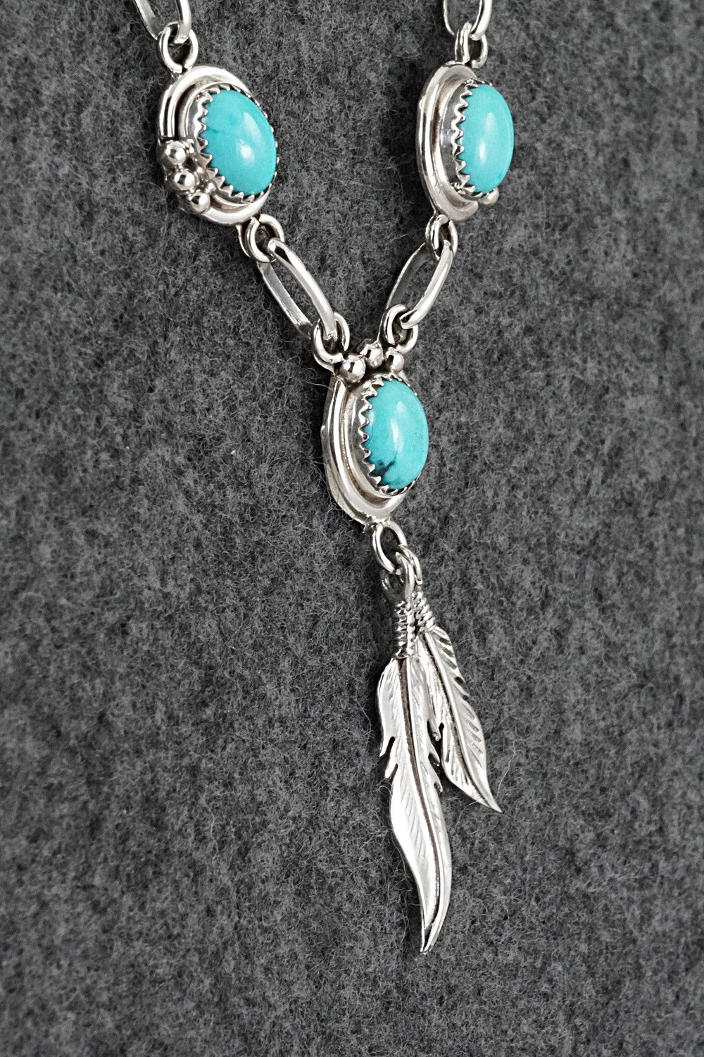 Turquoise & Sterling Silver Necklace - Verley Betone