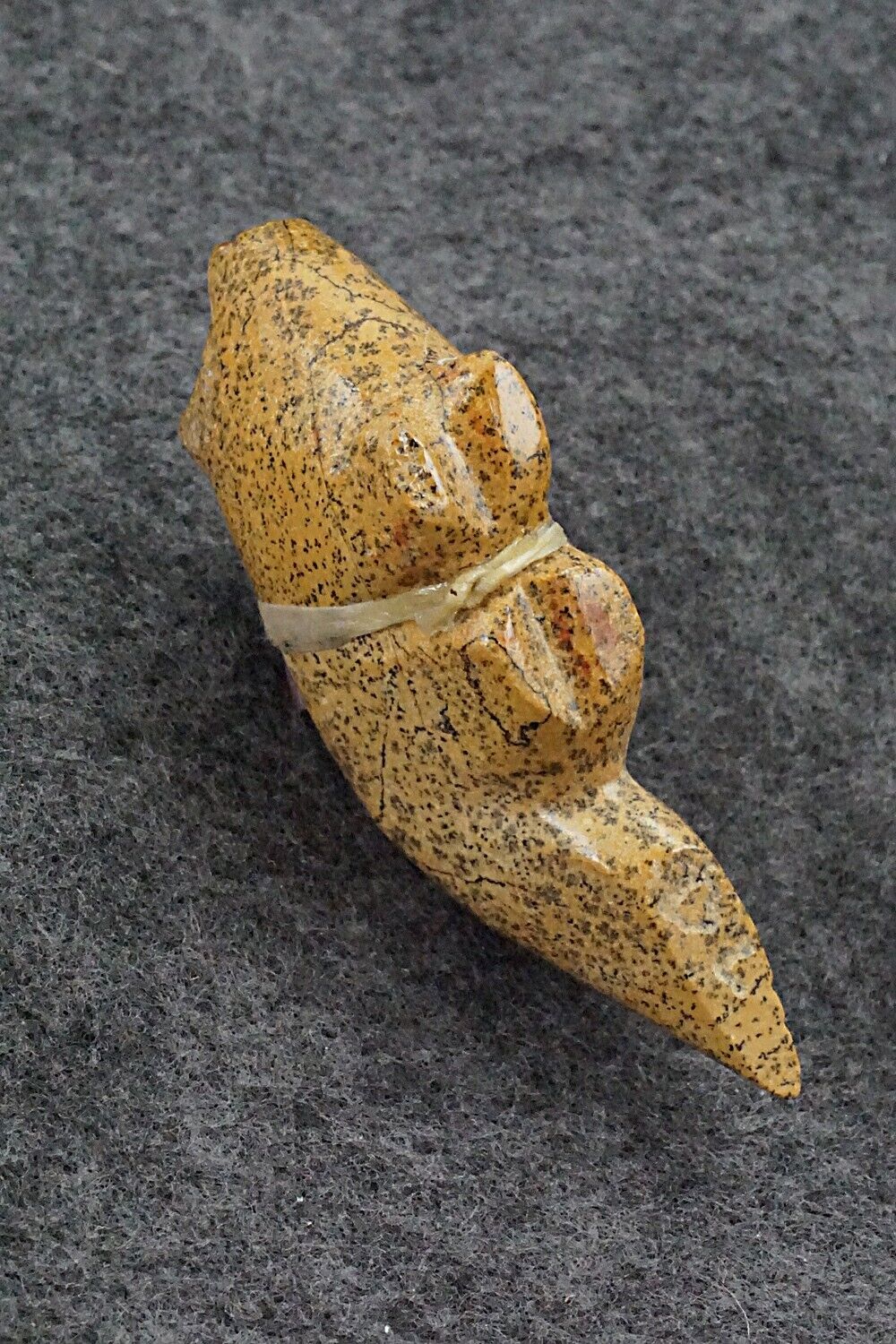 Wolf Zuni Fetish Carving - Delvin Leekya