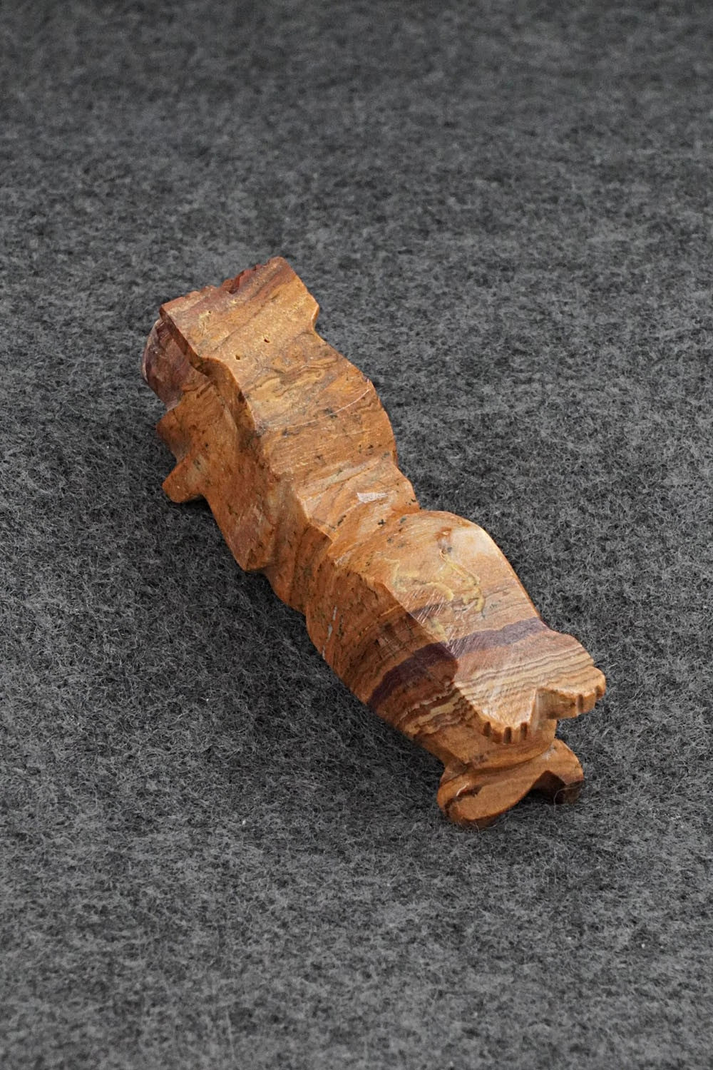 Mountain Lion Zuni Fetish Carving - Tony Mackel