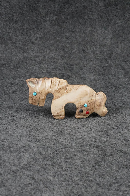 Horse Zuni Fetish Carving - Dannette Laate