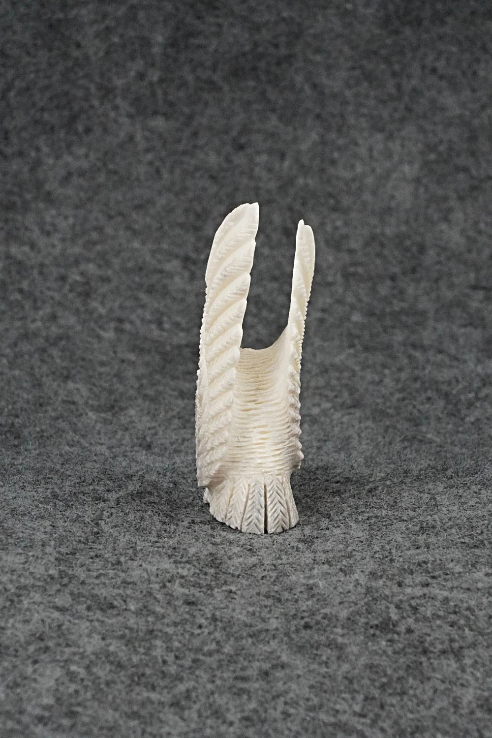Eagle Zuni Fetish Carving - Justin Hustito