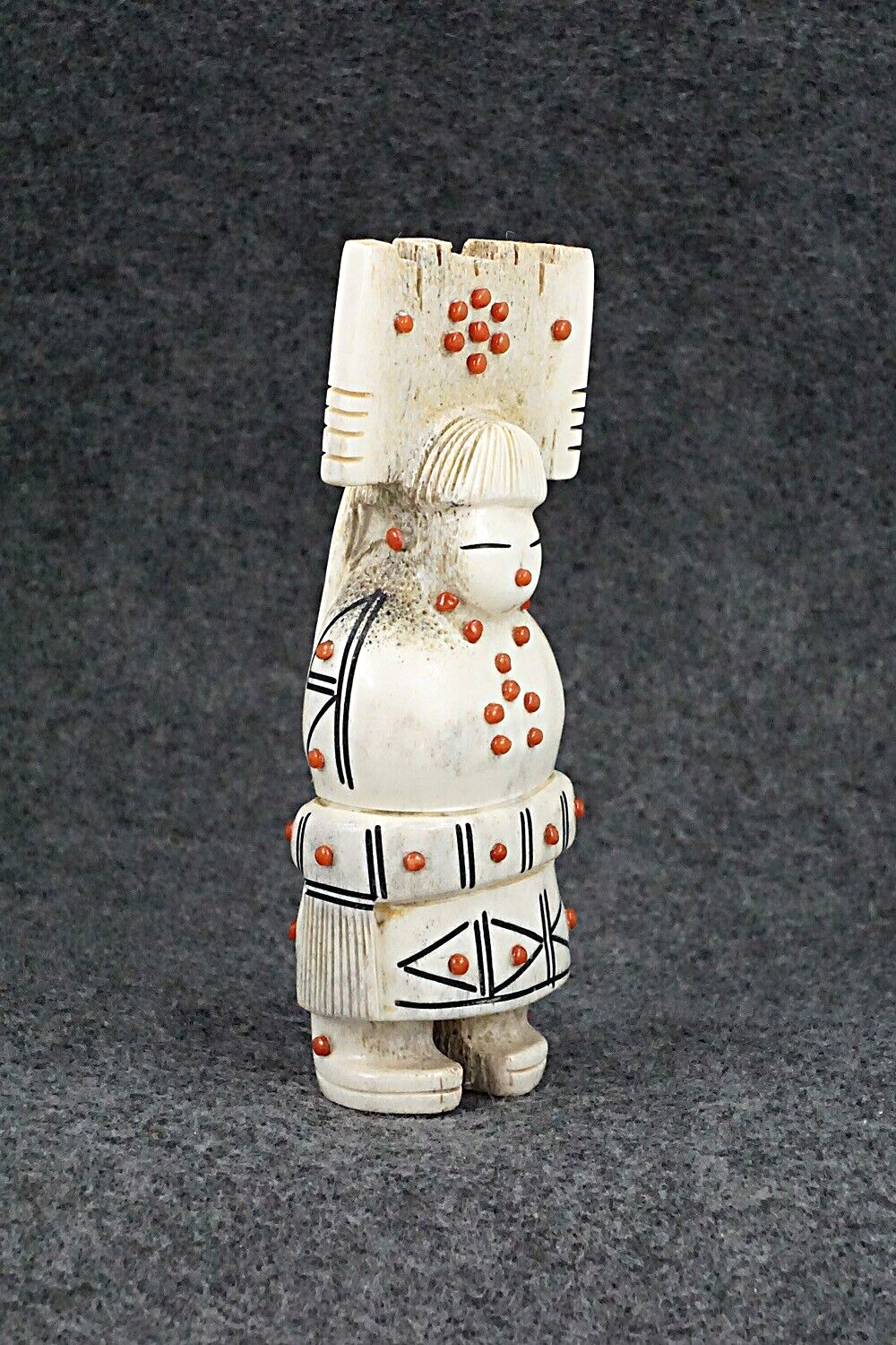 Corn Maiden Zuni Fetish Carving - Claudia Peina